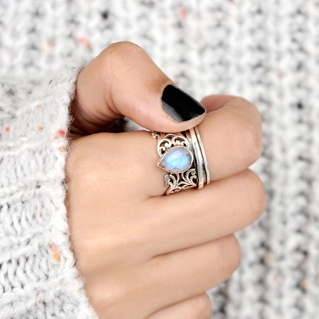 Anillo giratorio de lágrima con piedra de luna – imagen 2