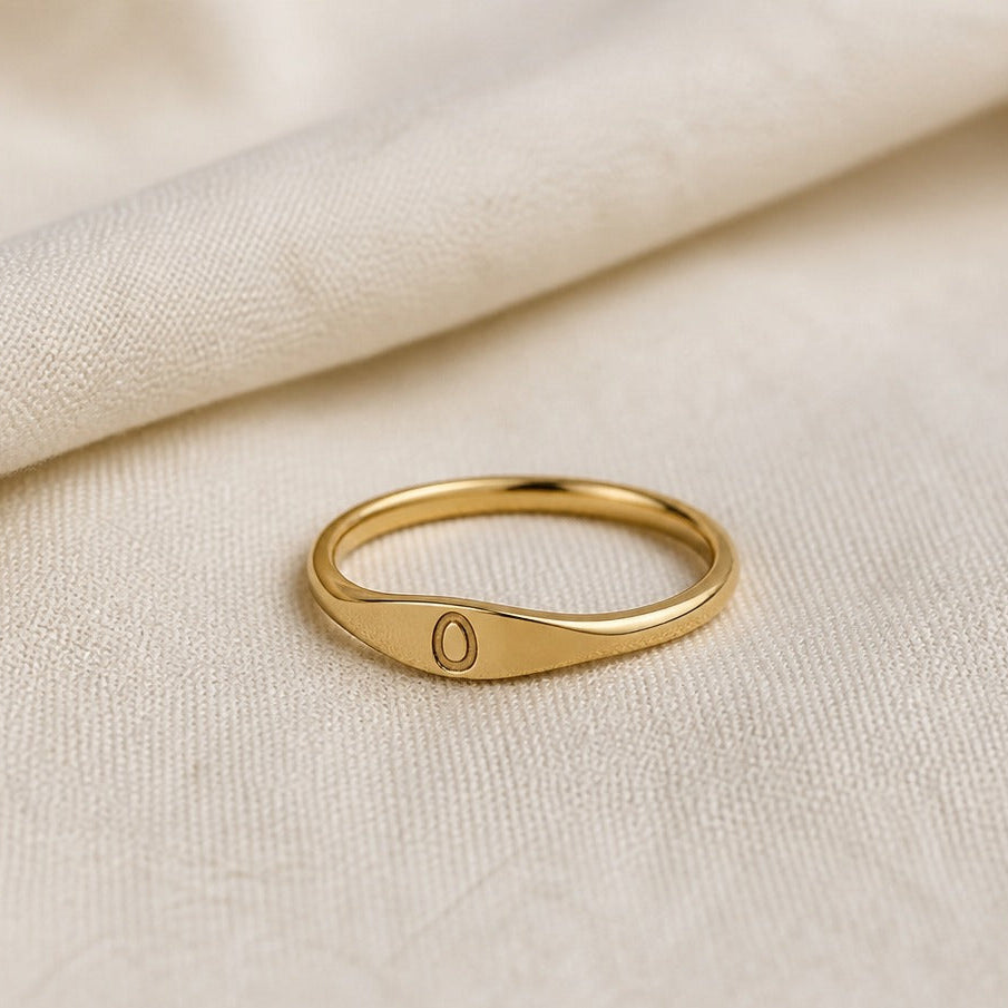 Colección de anillos con letras Liora – imagen 15