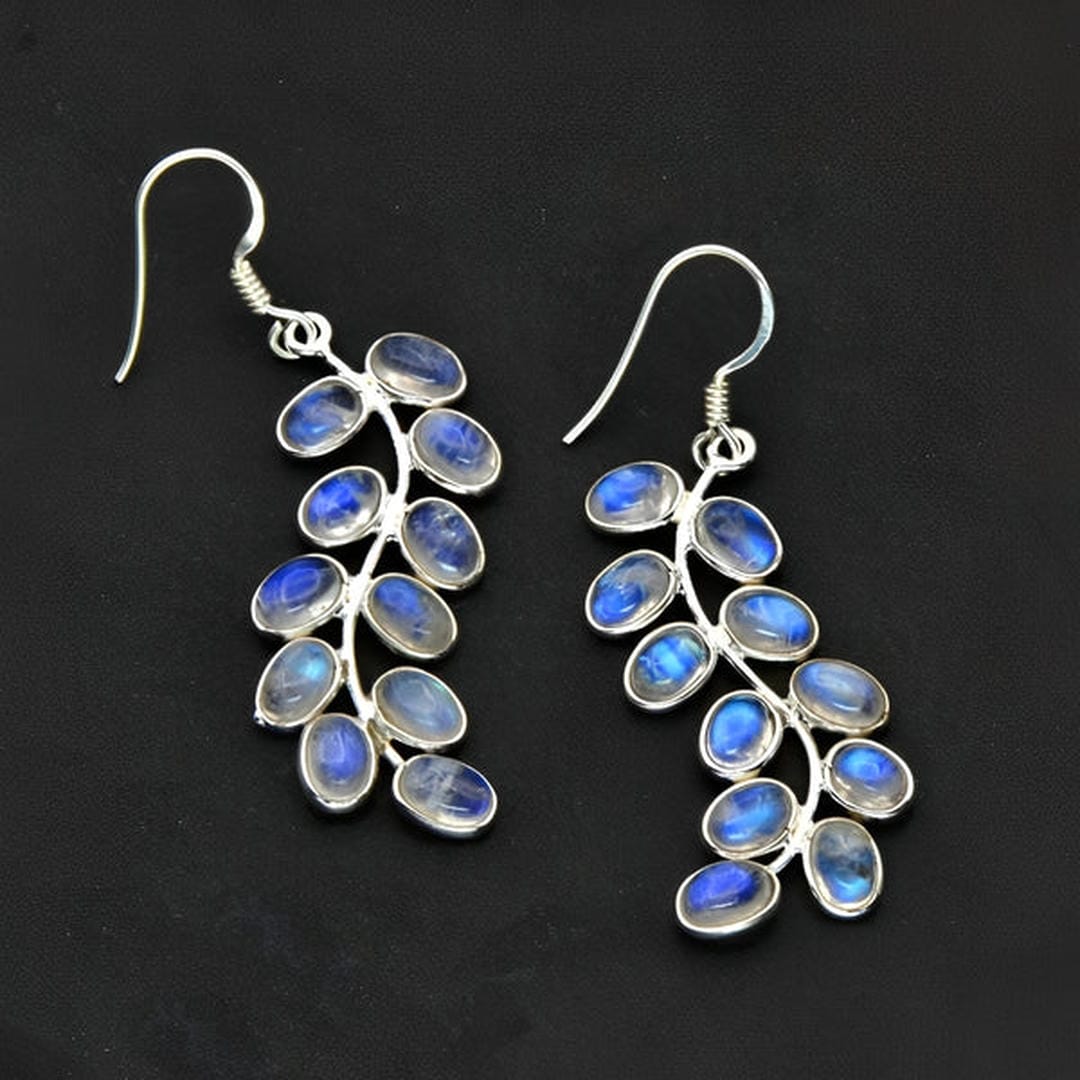 Pendientes elegantes de piedra de luna morada