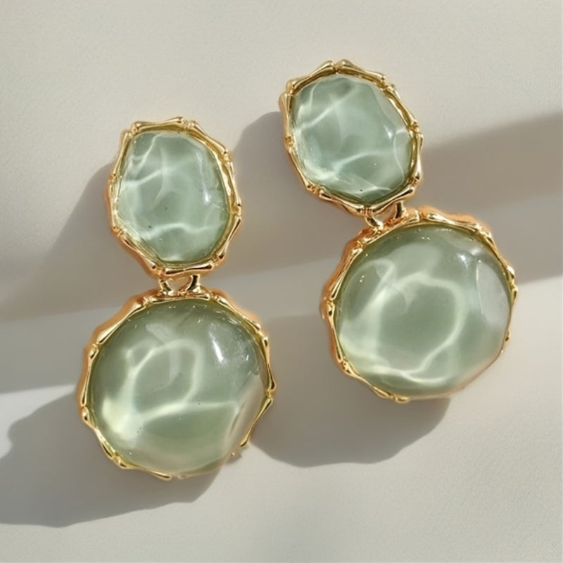 Pendientes bohemios geométricos ovalados de resina con diseño de gota – imagen 3