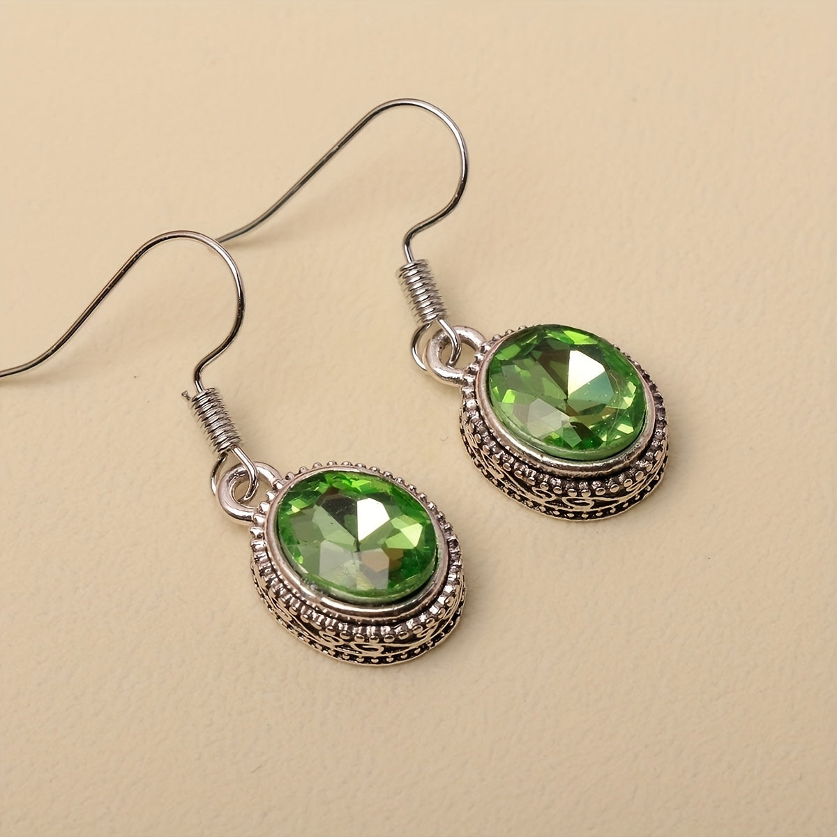 Pendientes ovalados de perla opulentos en plata de ley – imagen 3