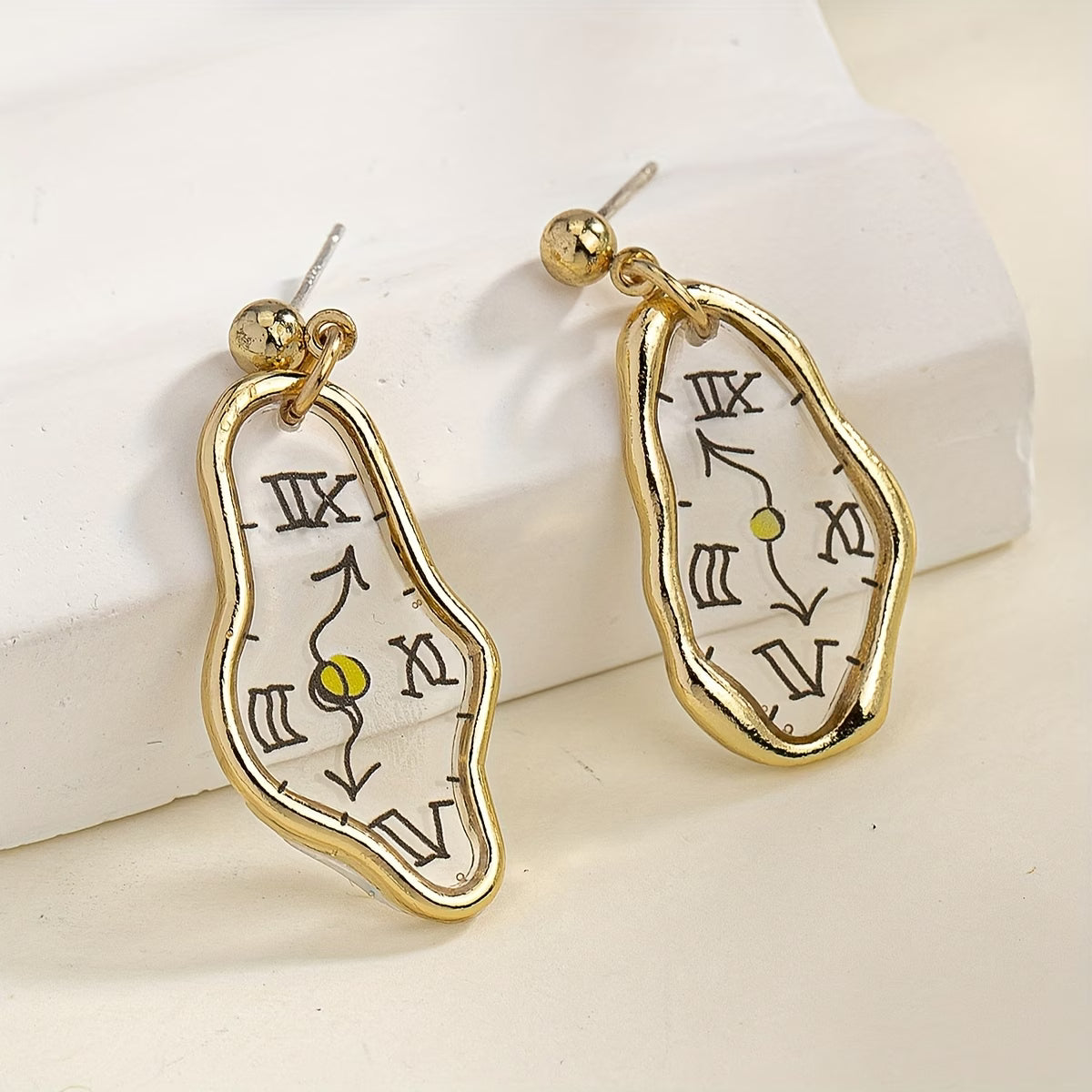 Pendientes majestuosos de esfera del tiempo