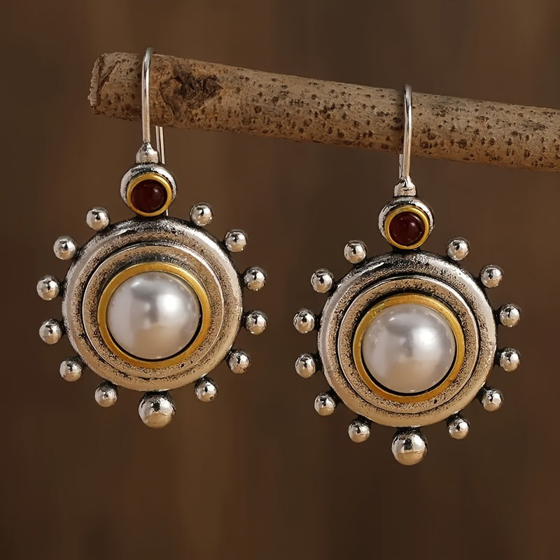 Pendientes colgantes bohemios de perla con diseño de sol