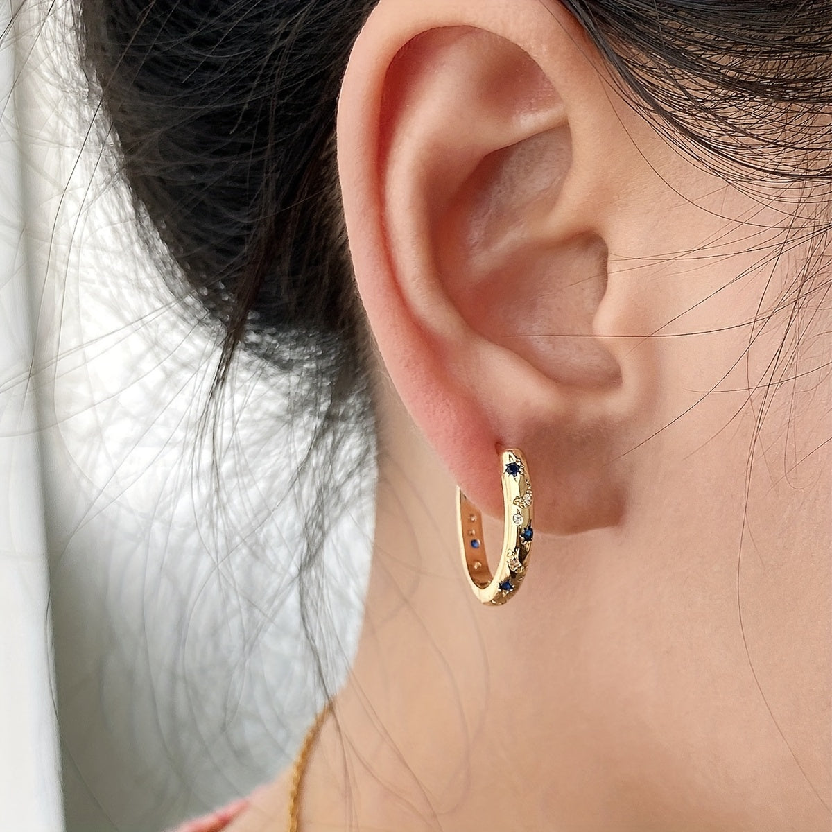 Pendientes de circonita de colores con incrustaciones de lujo – imagen 2