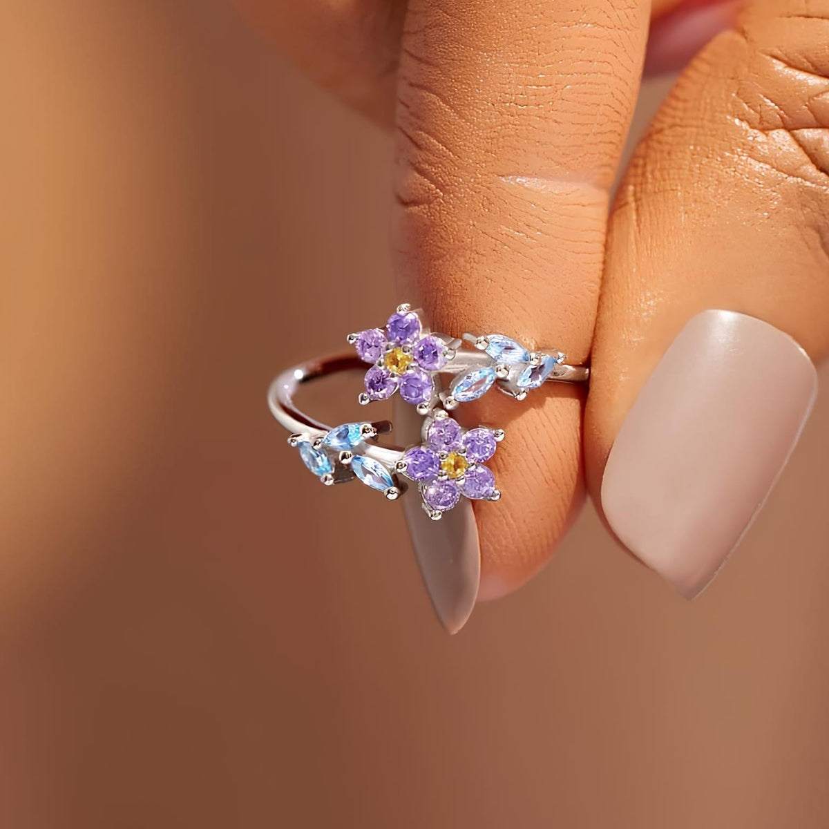 Anillo Gracia azul morado