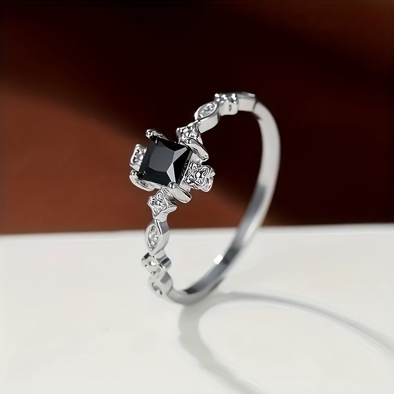 Anillo vintage negro cuadrado con incrustación cúbica – imagen 3