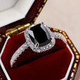 Anillo glamuroso de circonita nocturna