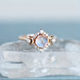 Anillo bohemio de piedra luna con sol apilable – imagen 2