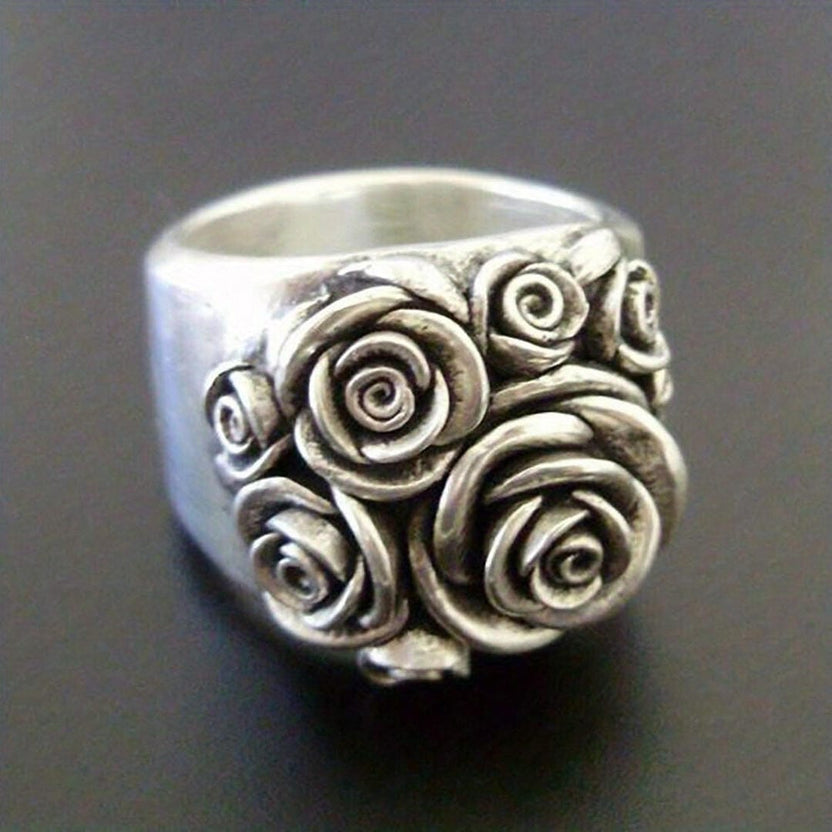Anillo de rosa de plata