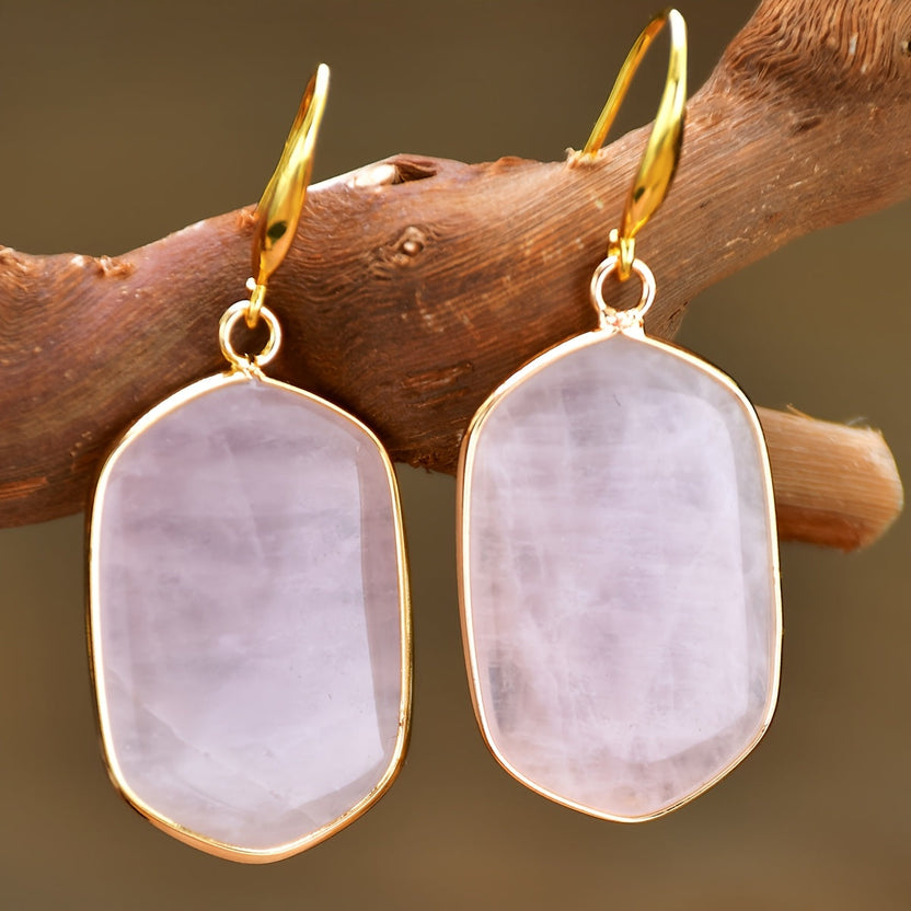 Pendientes minimalistas con colgante de cuarzo rosa