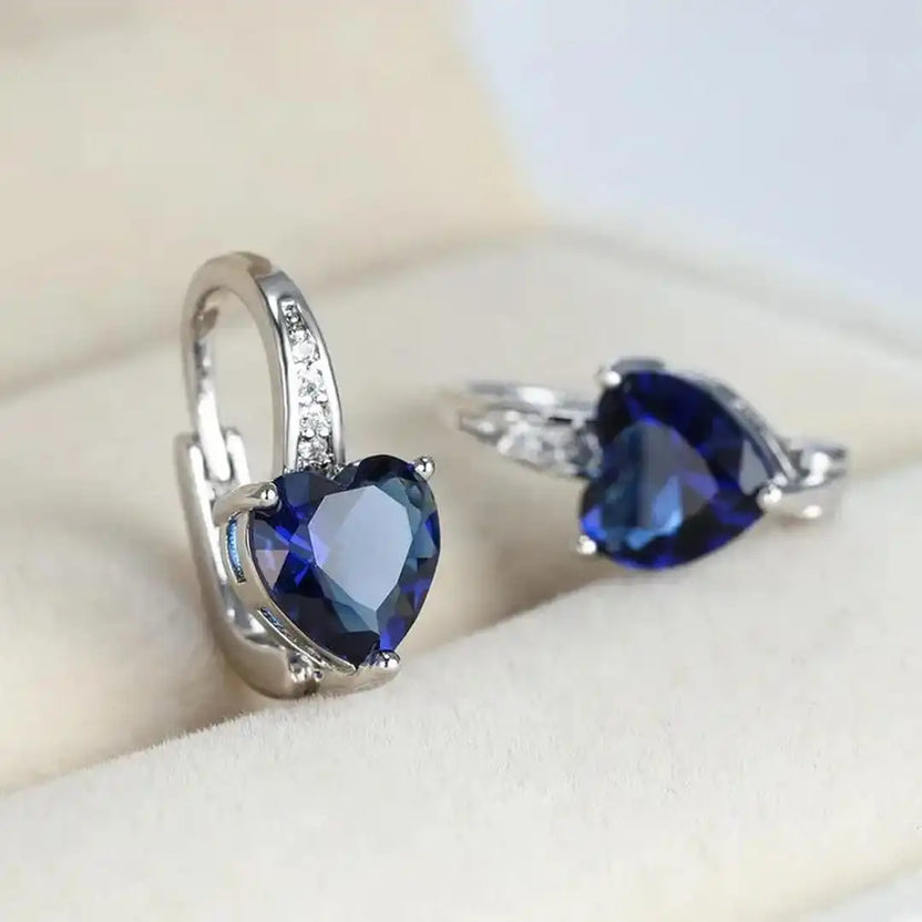 Pendientes Lunara inspirados en la luna con Cerestelle