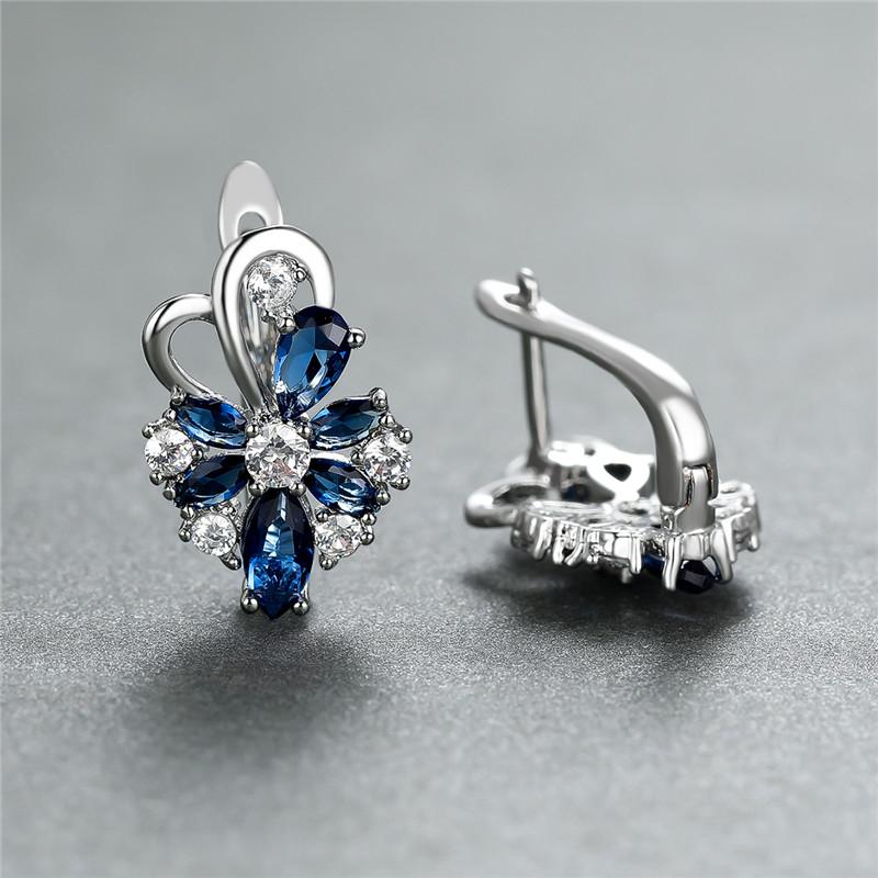 Pendientes flor de pétalos con piedra talla gota – imagen 2