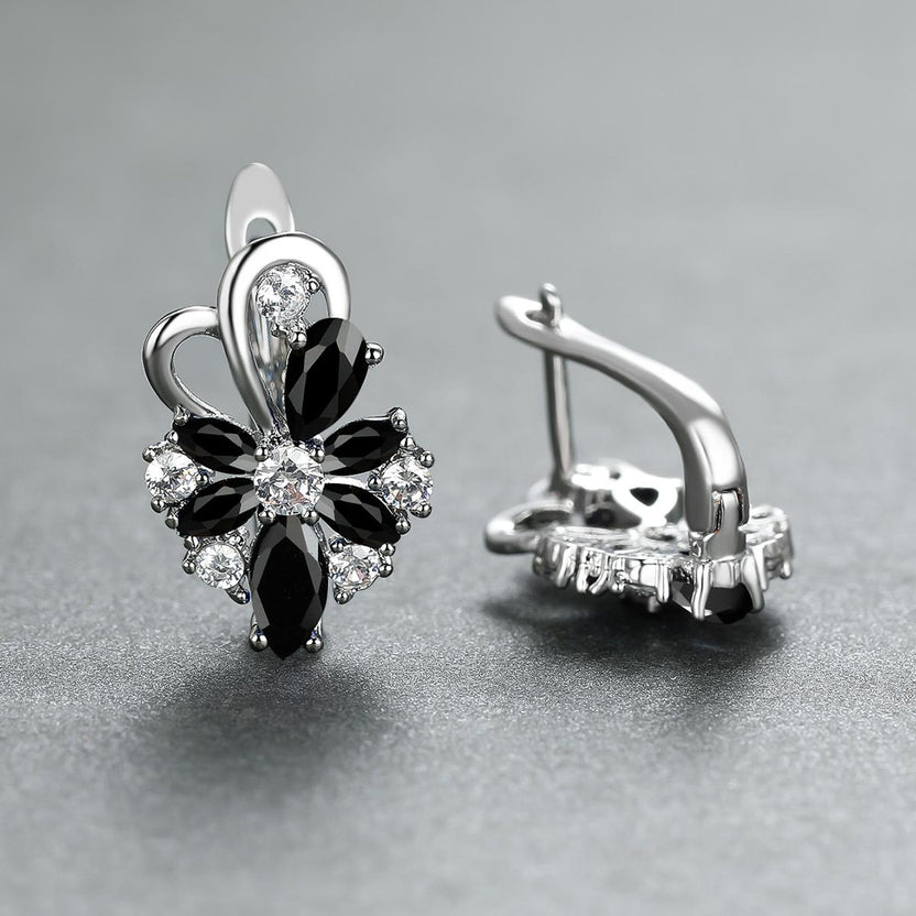 Pendientes flor de pétalos con piedra talla gota