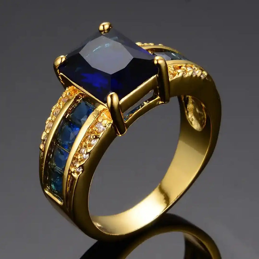 Anillo dorado Kassira Bluemont