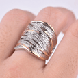 Anillo creativo envolvente de circonita de varias capas – imagen 3