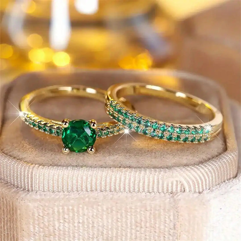 Set de anillos dorados Serena con esmeralda doble