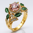 Anillo dorado de flor encantada