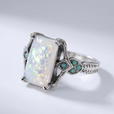 Anillo de ópalo radiante Aurora