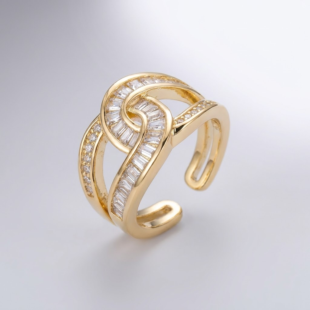 Anillo exquisito de circonita entrelazado