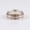 Anillo de circonita de banda apilable