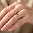 Anillo vintage con piedra roja – imagen 2