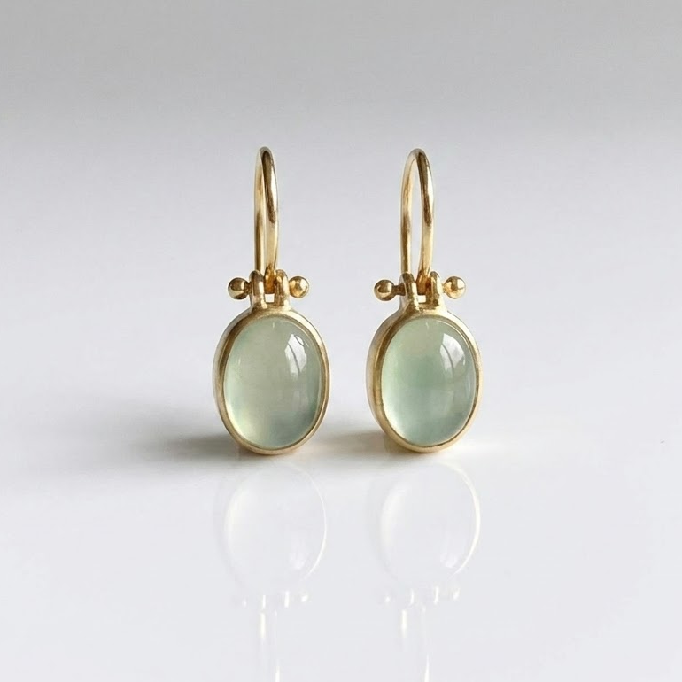 Pendientes dorados de gota verde