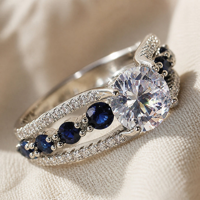 Anillo llamativo de zafiro Signature