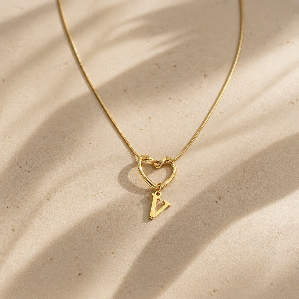 Collar inicial corazón Evermore – imagen 24