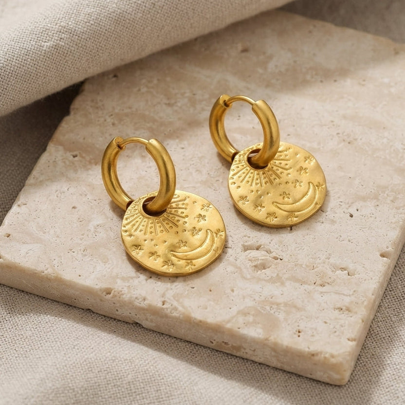 Pendientes con dije de luna imperial