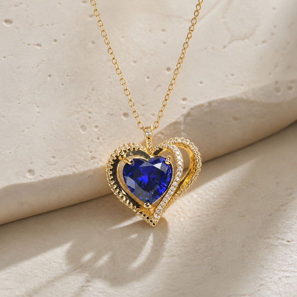 Collar colgante de doble corazón con zafiro – imagen 2