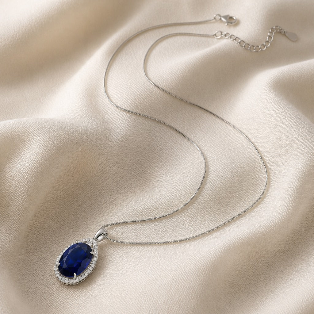 Collar con colgante azul Real — Carmen, Lucía & Rocío