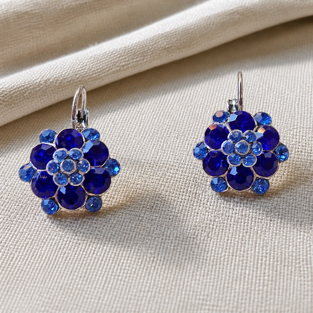 Pendientes de plata con diseño floral