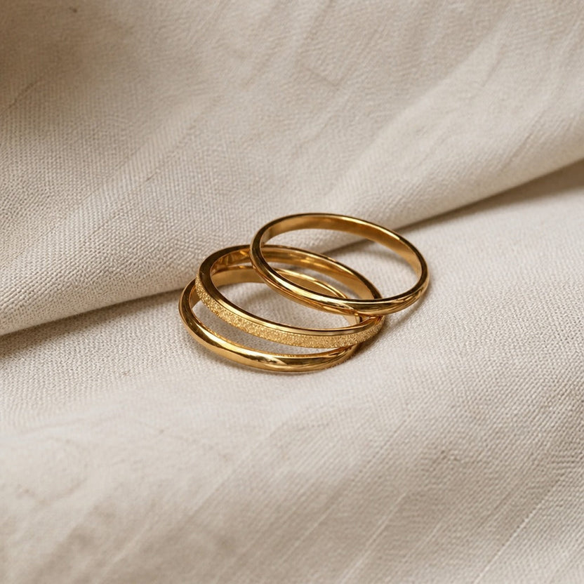 Trío de anillos atemporales llamativos