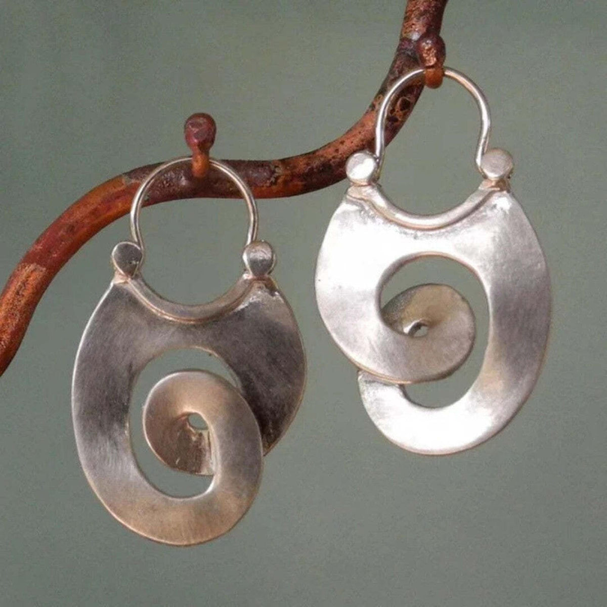 Pendientes retro irregulares en plata