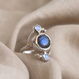 Anillo de banquete con incrustaciones de estilo francés
