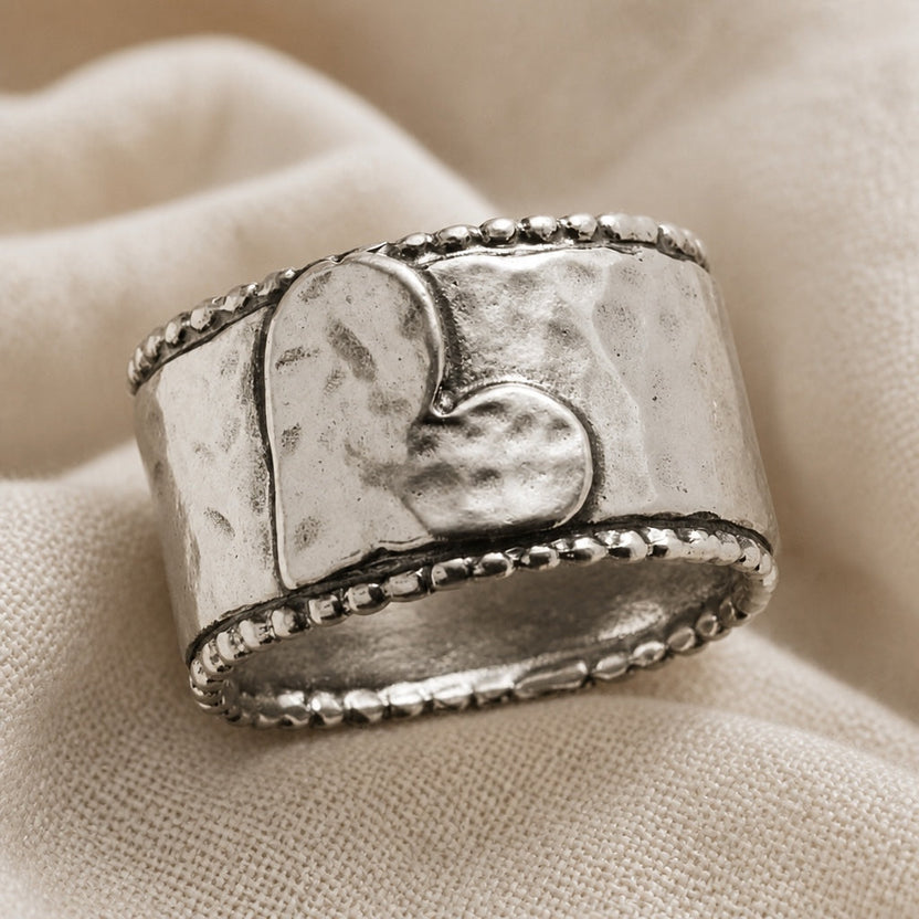 Anillo bohemio de corazón promesa