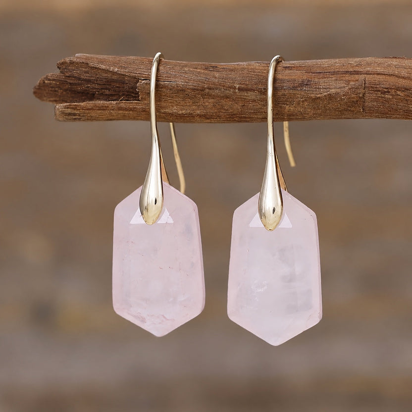 Pendientes artesanales de cuarzo facetado en gota