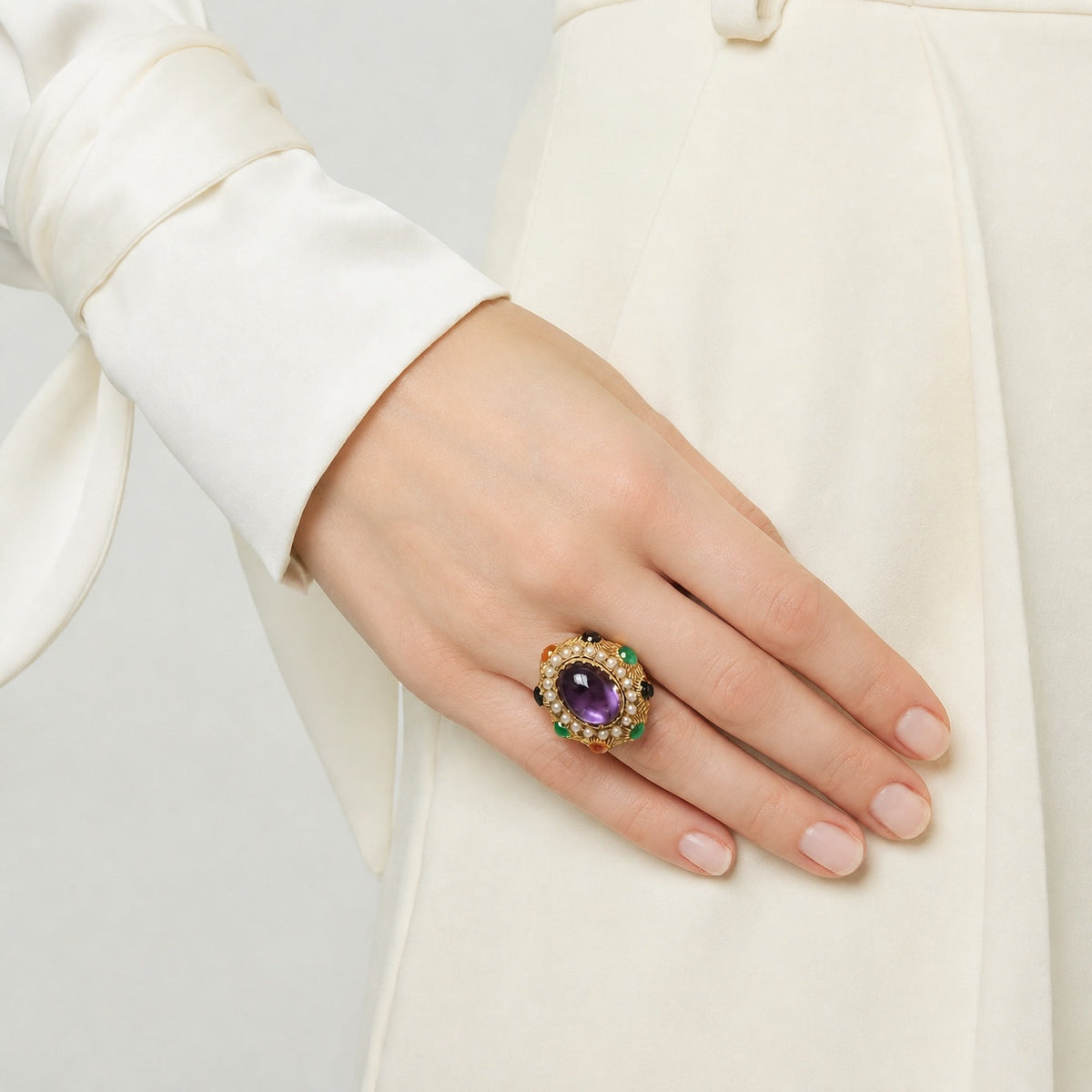 Anillo decorativo de perlas barrocas en racimo – imagen 3