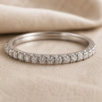 Anillo fino de cristal elegante para apilar – imagen 2