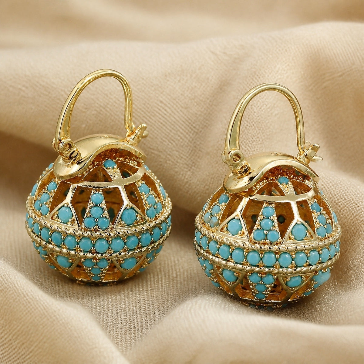 Pendientes colgantes de filigrana turquesa con esfera