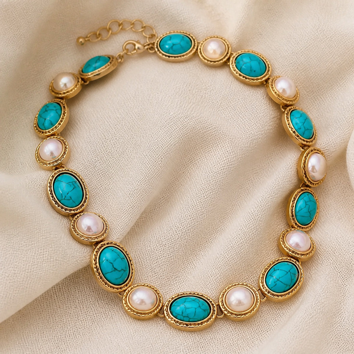 Conjunto protagonista de turquesa y perla en oro antiguo – imagen 2