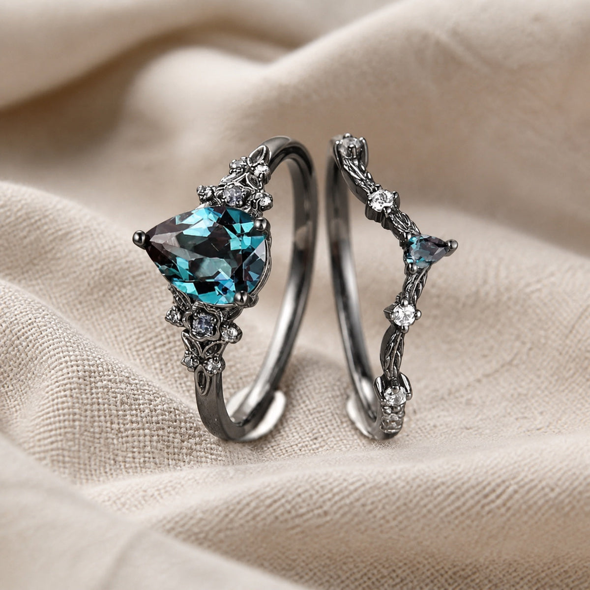 Set de anillos negro pistola con circonita zafiro