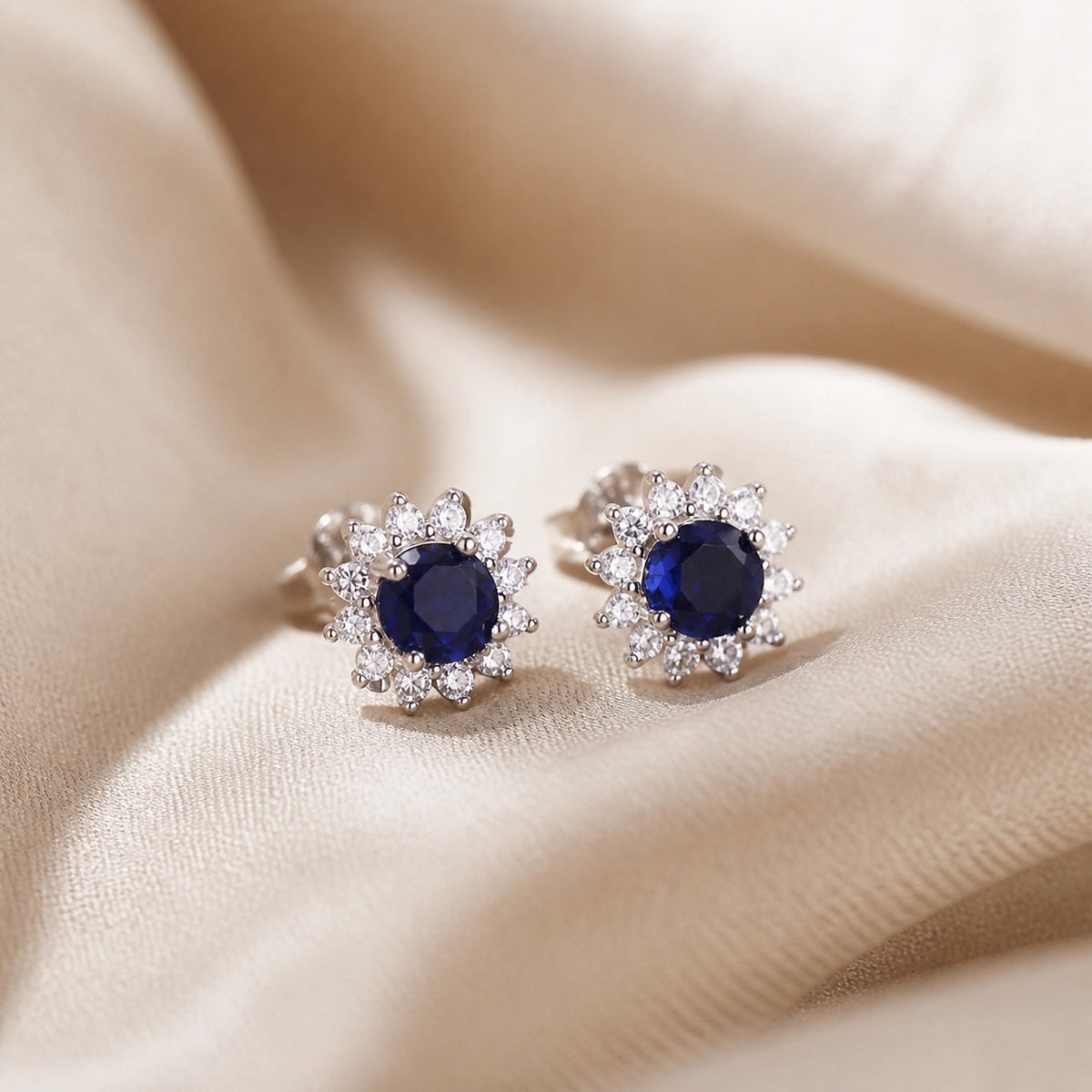 Pendientes Celestial Bloom de zafiro