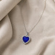 Collar con colgante de corazón de zafiro