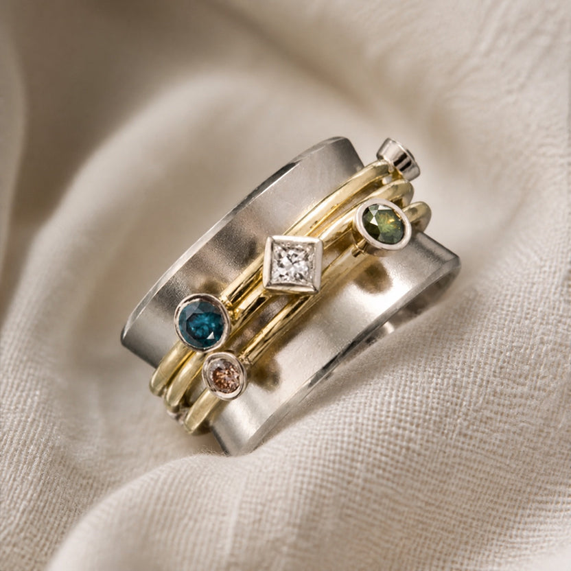 Anillo punk fino y exquisito
