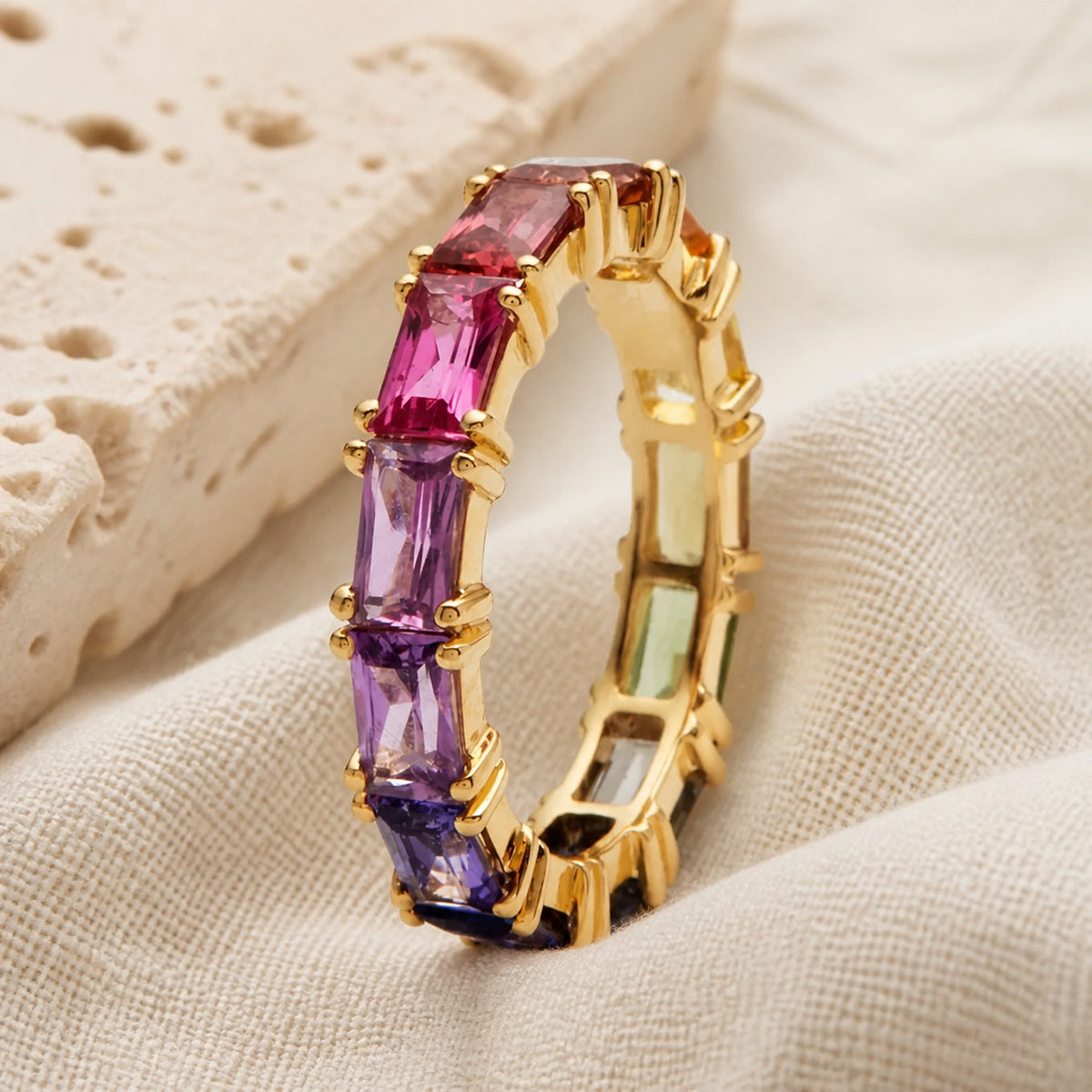 Anillo Couture multicolor de circonita cúbica