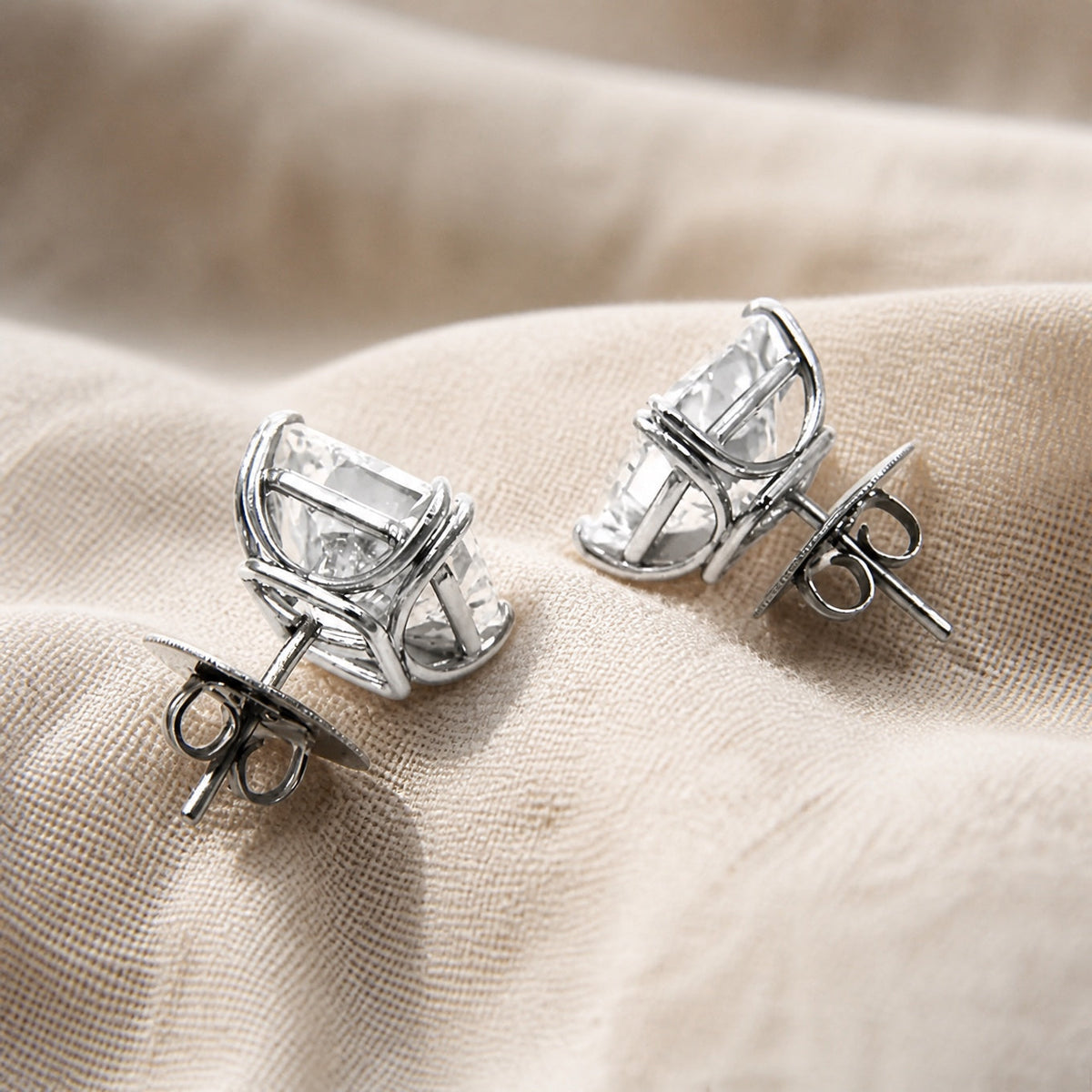 Pendientes minimalistas de cristal radiante – imagen 2