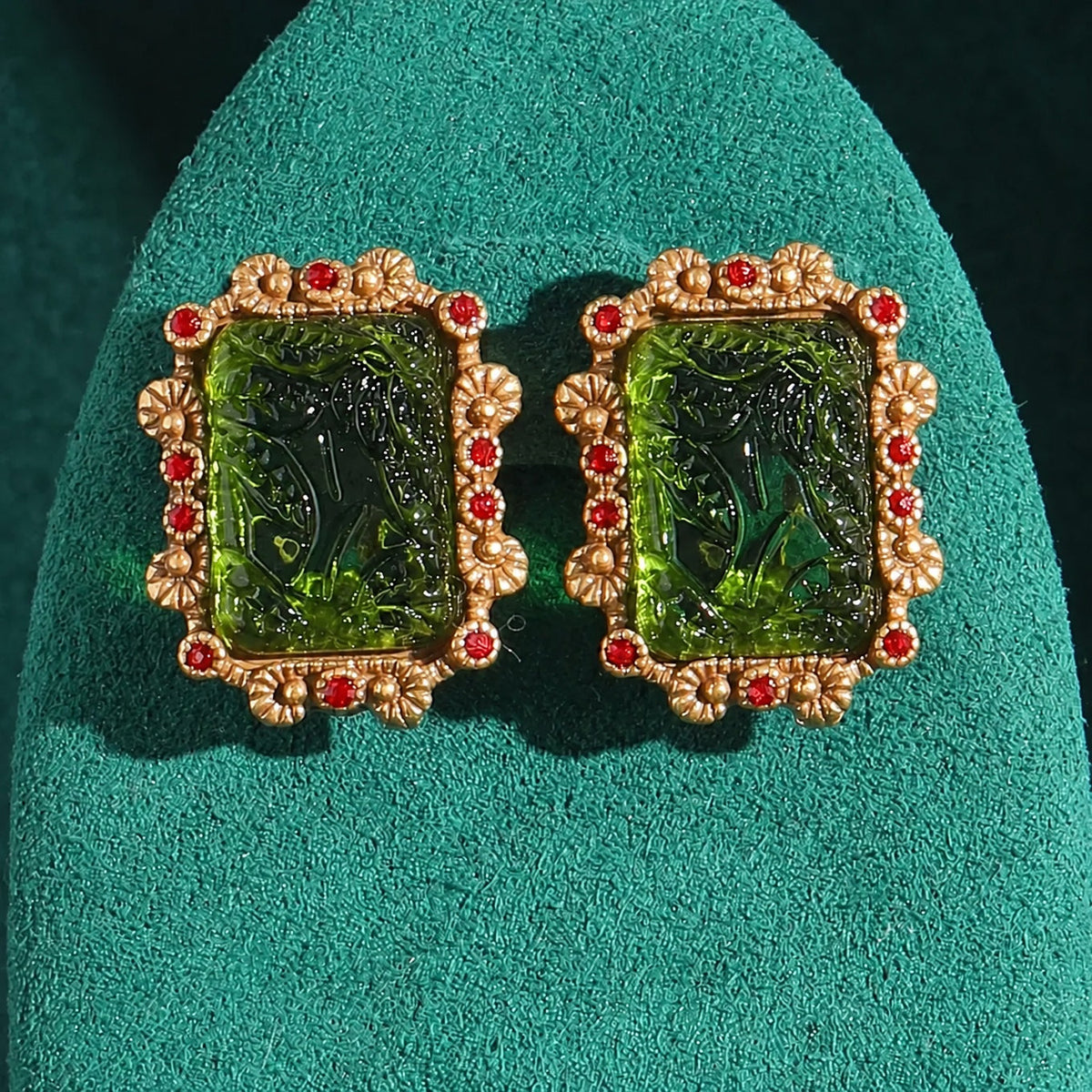 Pendientes rectangulares con colgante de perla de estilo prestigioso