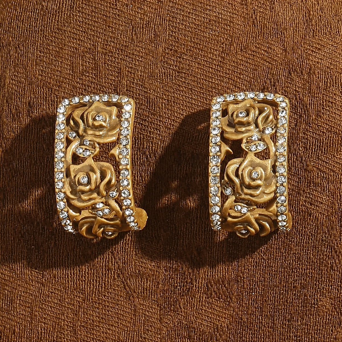 Pendientes de cristal pavé en rosa de lujo