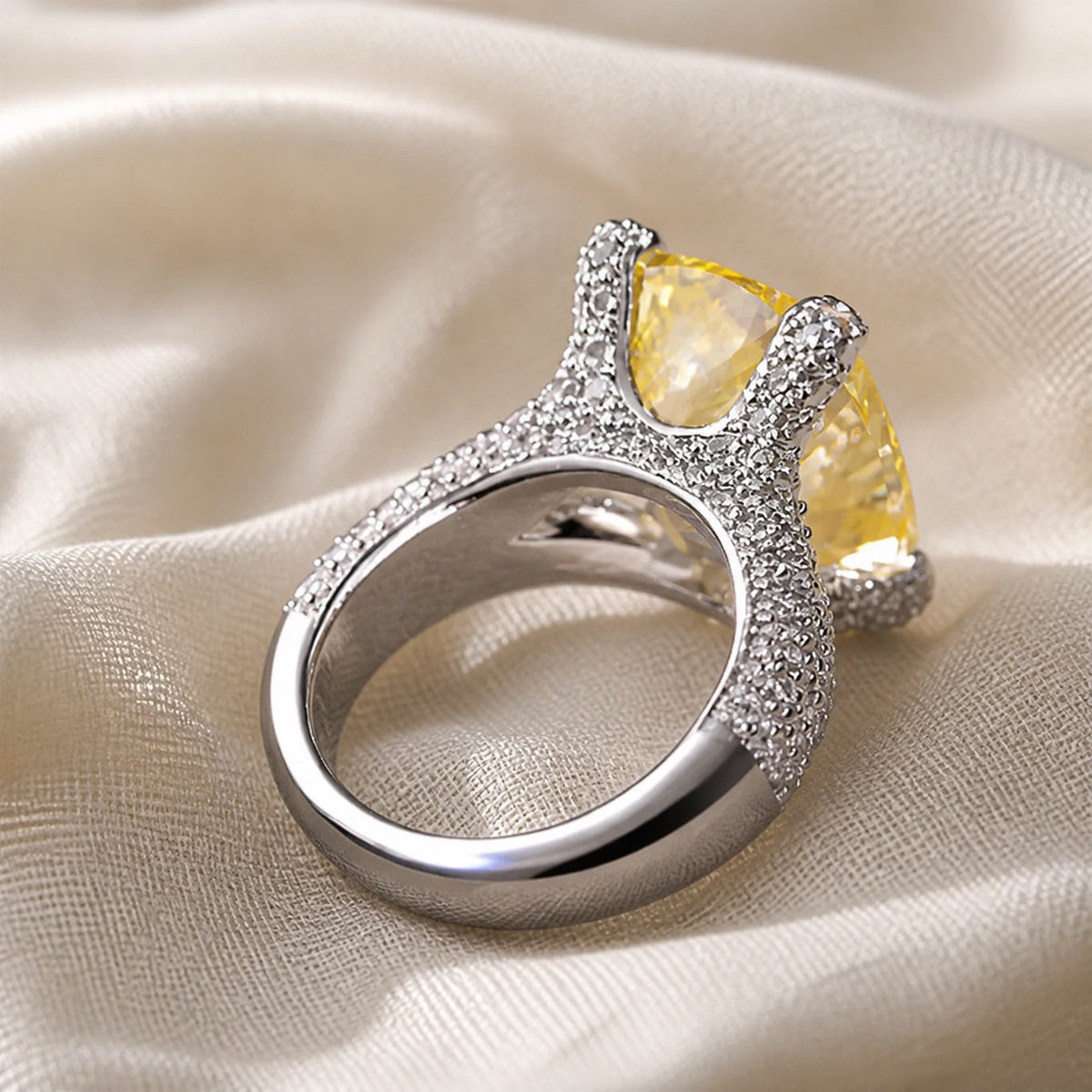 Anillo vintage radiante de circonita amarilla – imagen 2